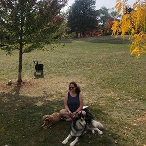 Meet your Posher, Elizabeth